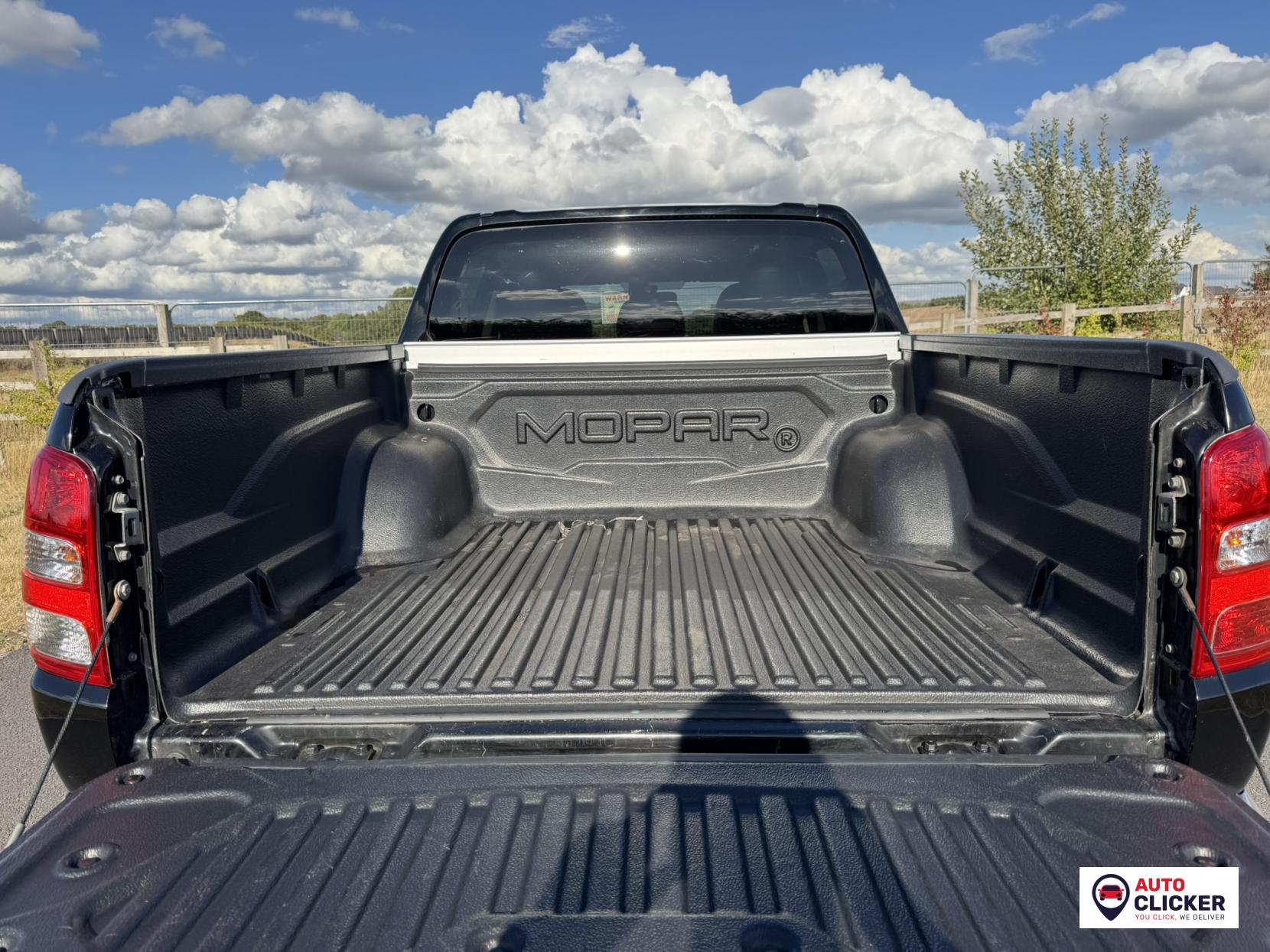 Fiat Fullback 2.4D LX Pickup Double Cab 4dr Diesel Auto 4WD Euro 6 (Euro 6) (180 ps)
