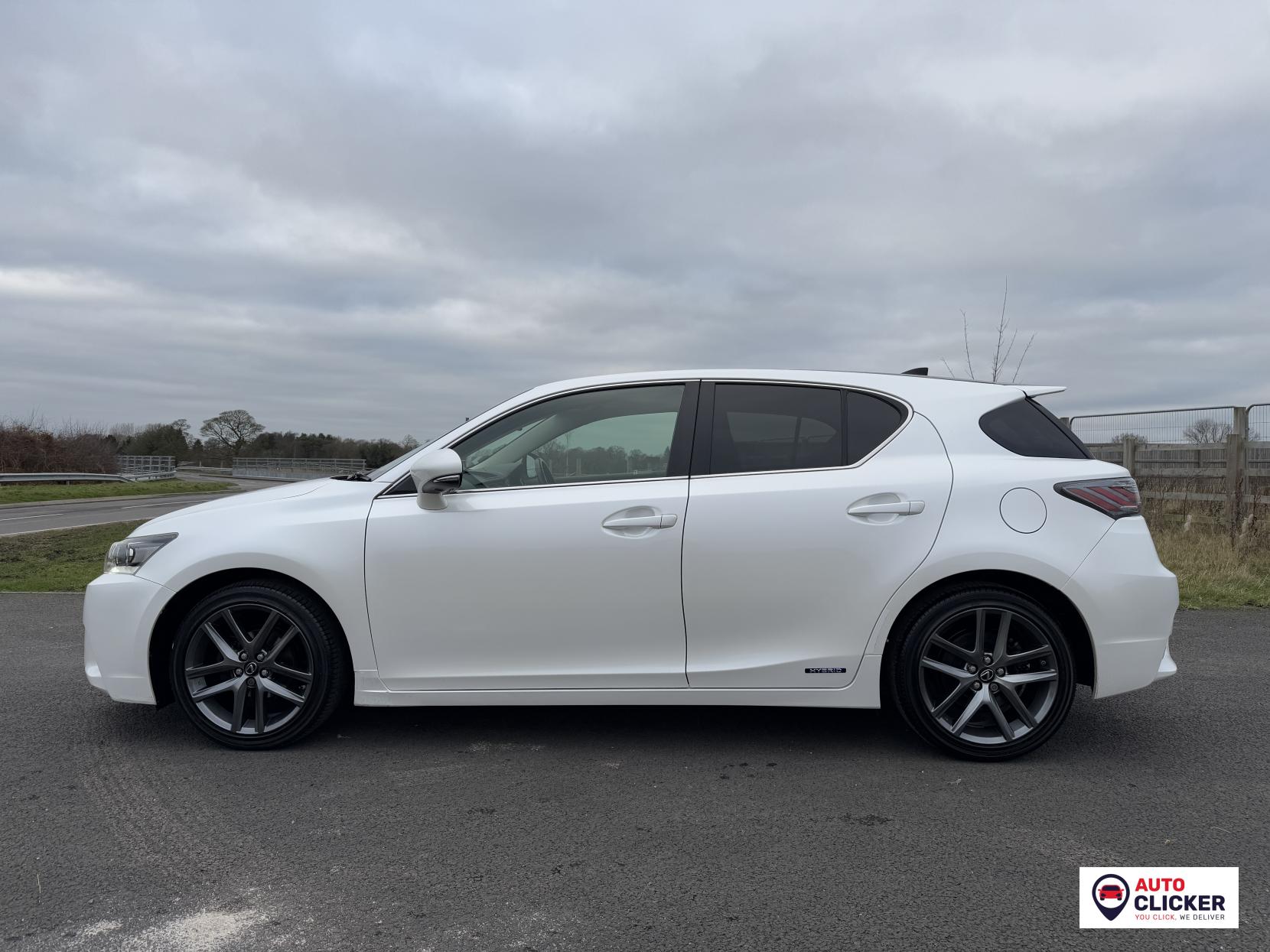 Lexus CT 1.8 200h Advance Plus Hatchback 5dr Petrol Hybrid CVT Euro 6 (s/s) (136 ps)