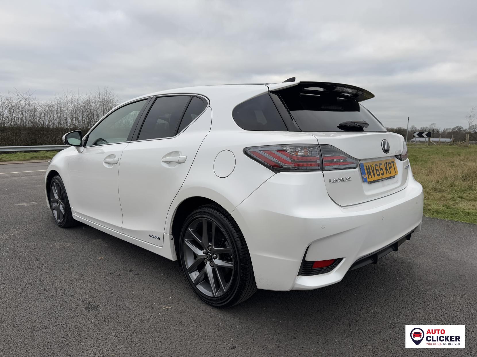 Lexus CT 1.8 200h Advance Plus Hatchback 5dr Petrol Hybrid CVT Euro 6 (s/s) (136 ps)