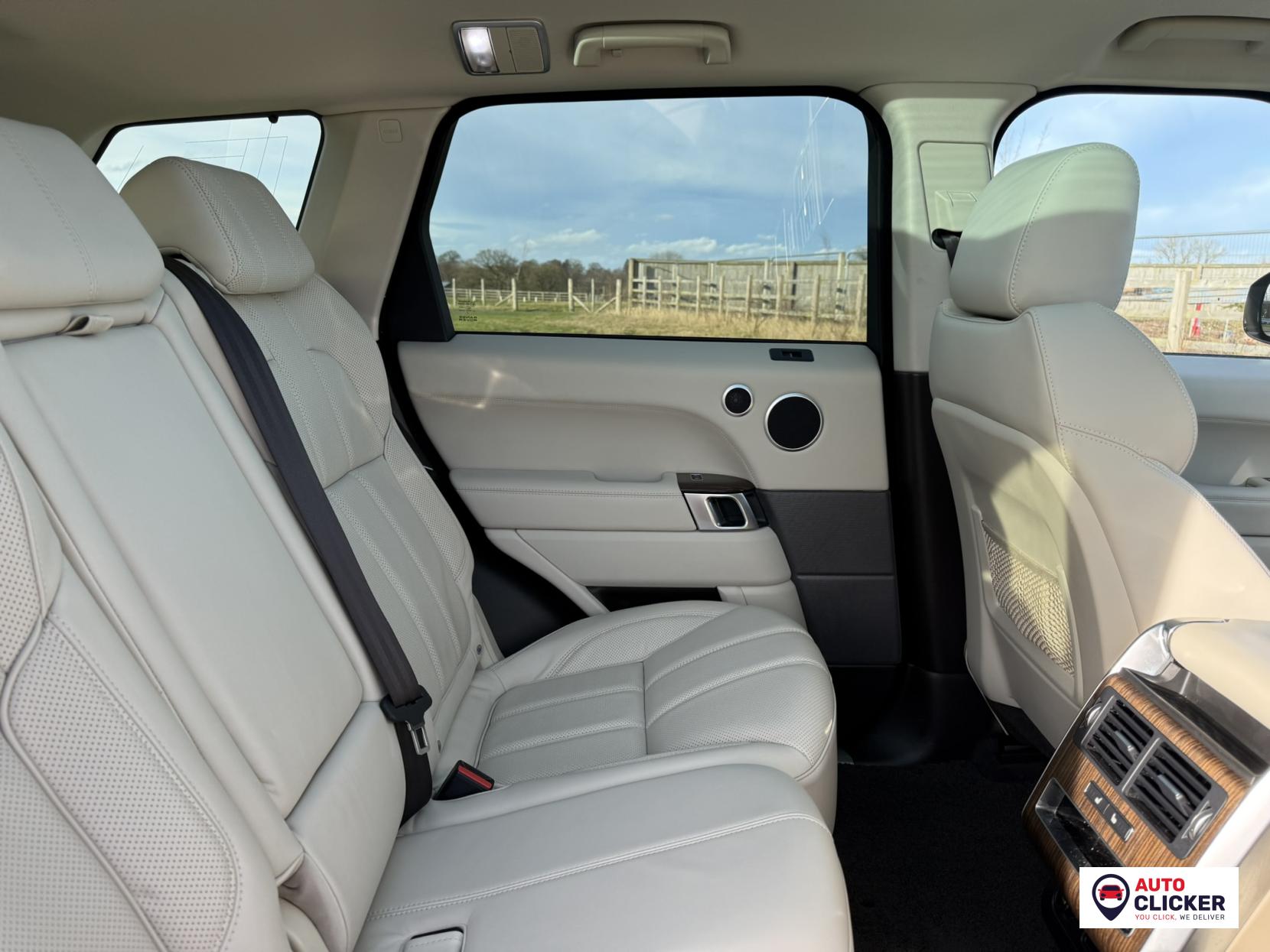 Land Rover Range Rover Sport 3.0 SD V6 HSE SUV 5dr Diesel Auto 4WD Euro 6 (s/s) (306 ps)