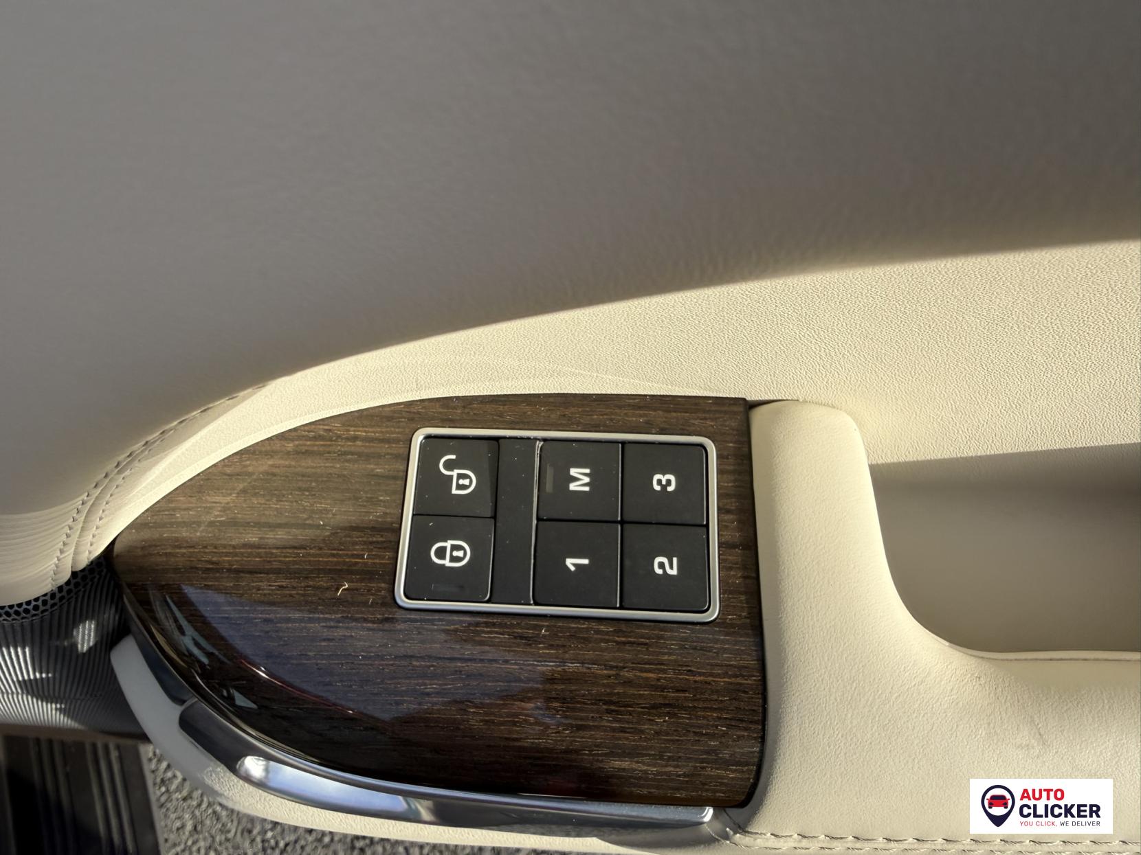 Land Rover Range Rover Sport 3.0 SD V6 HSE SUV 5dr Diesel Auto 4WD Euro 6 (s/s) (306 ps)