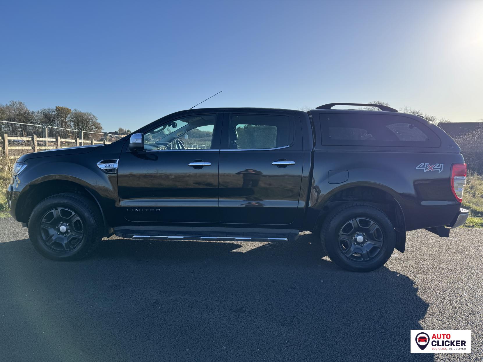 Ford Ranger 2.2 TDCi Limited Super Pickup Extended Cab 4dr Diesel Manual 4WD Euro 5 (150 ps)