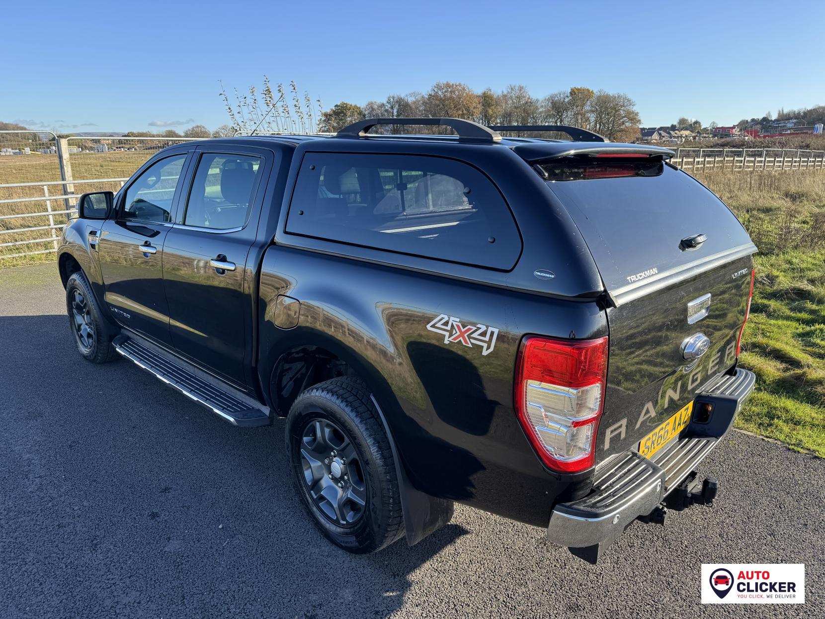 Ford Ranger 2.2 TDCi Limited Super Pickup Extended Cab 4dr Diesel Manual 4WD Euro 5 (150 ps)