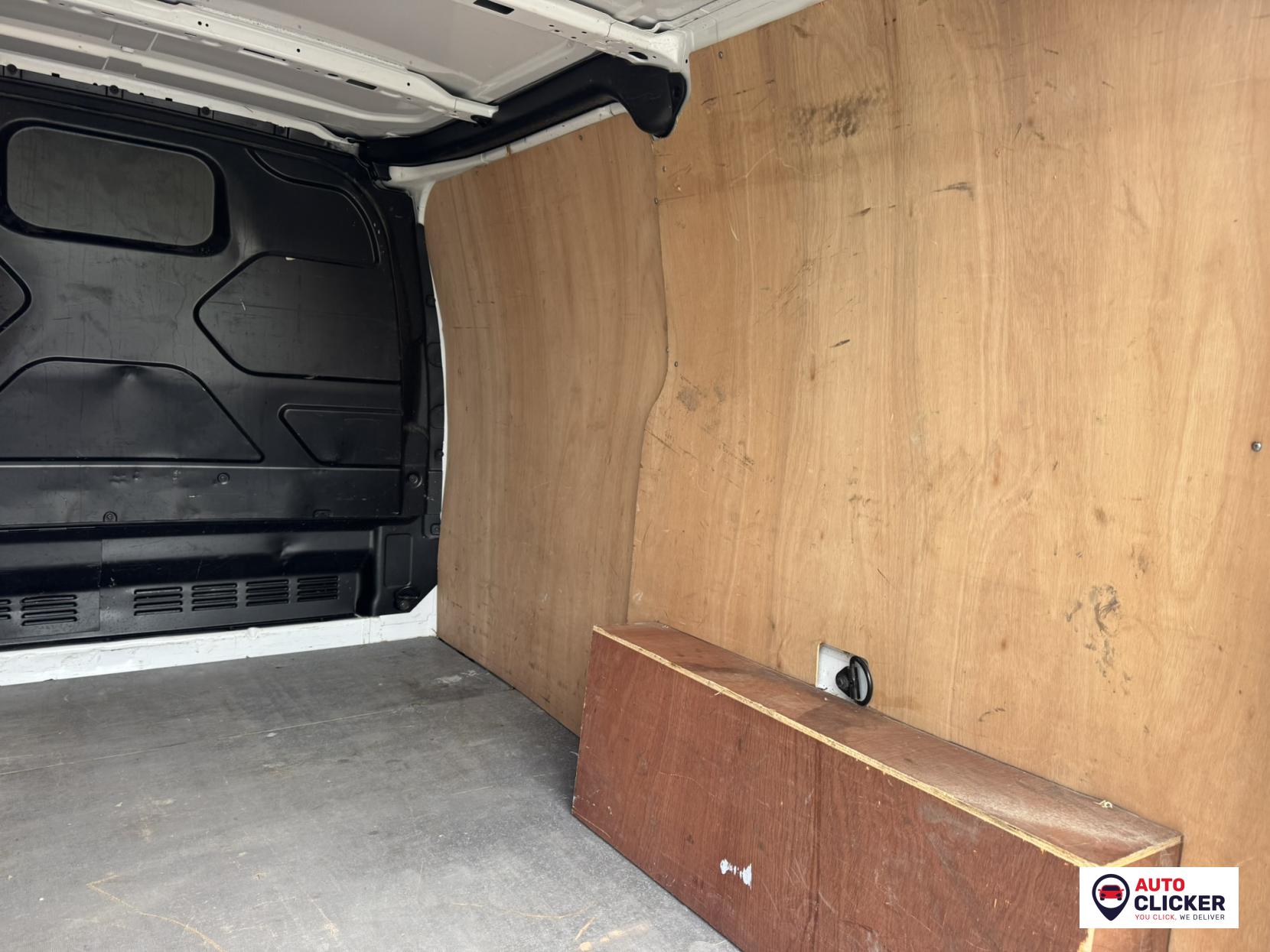 Ford Transit Custom 2.0 300 EcoBlue Trend Panel Van 5dr Diesel Auto L1 H1 Euro 6 (s/s) (130 ps)