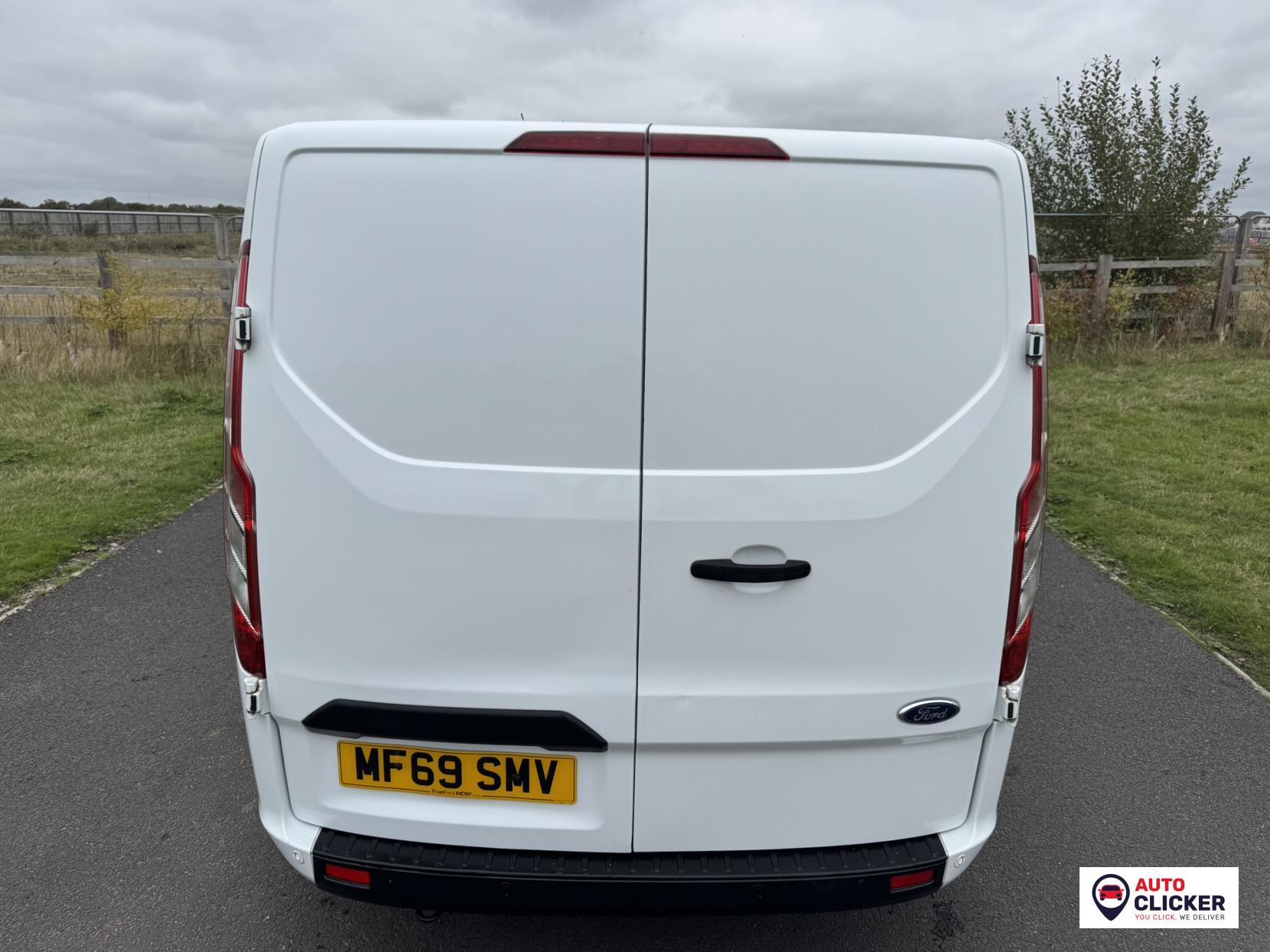 Ford Transit Custom 2.0 300 EcoBlue Trend Panel Van 5dr Diesel Auto L1 H1 Euro 6 (s/s) (130 ps)
