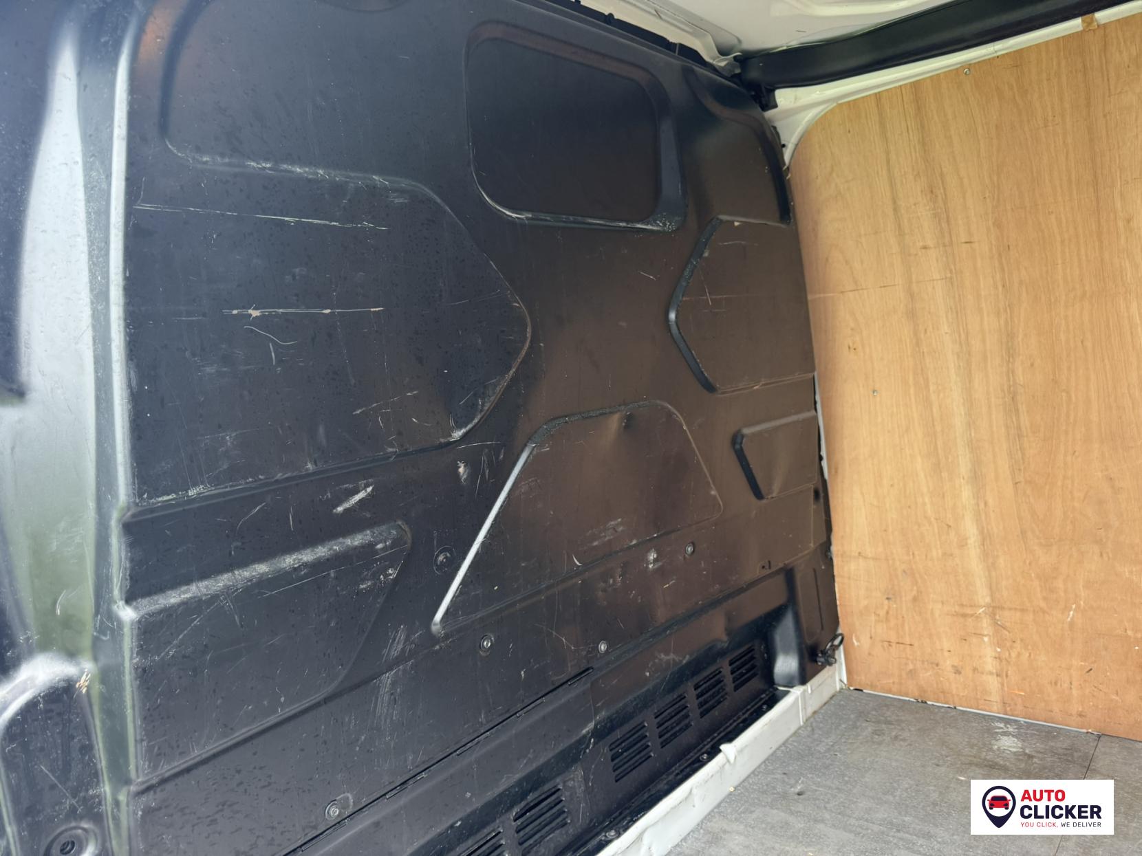 Ford Transit Custom 2.0 300 EcoBlue Trend Panel Van 5dr Diesel Auto L1 H1 Euro 6 (s/s) (130 ps)