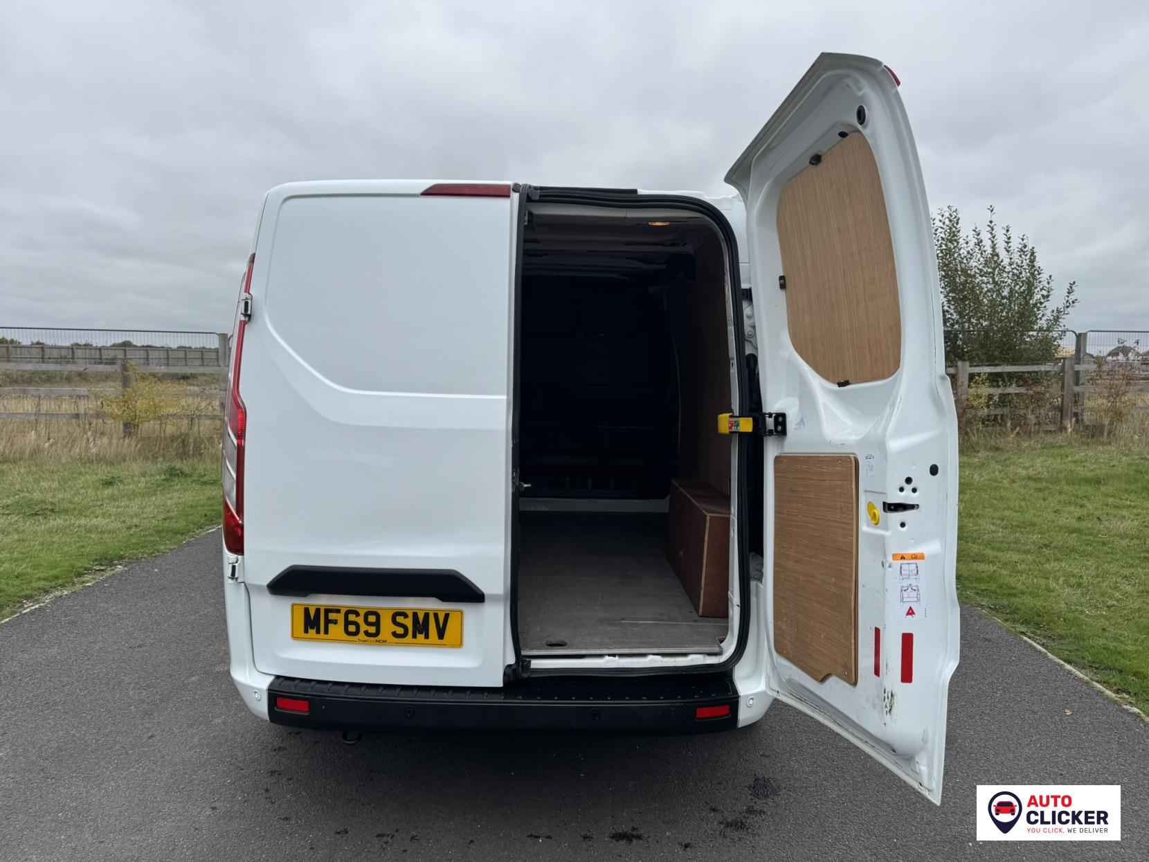 Ford Transit Custom 2.0 300 EcoBlue Trend Panel Van 5dr Diesel Auto L1 H1 Euro 6 (s/s) (130 ps)
