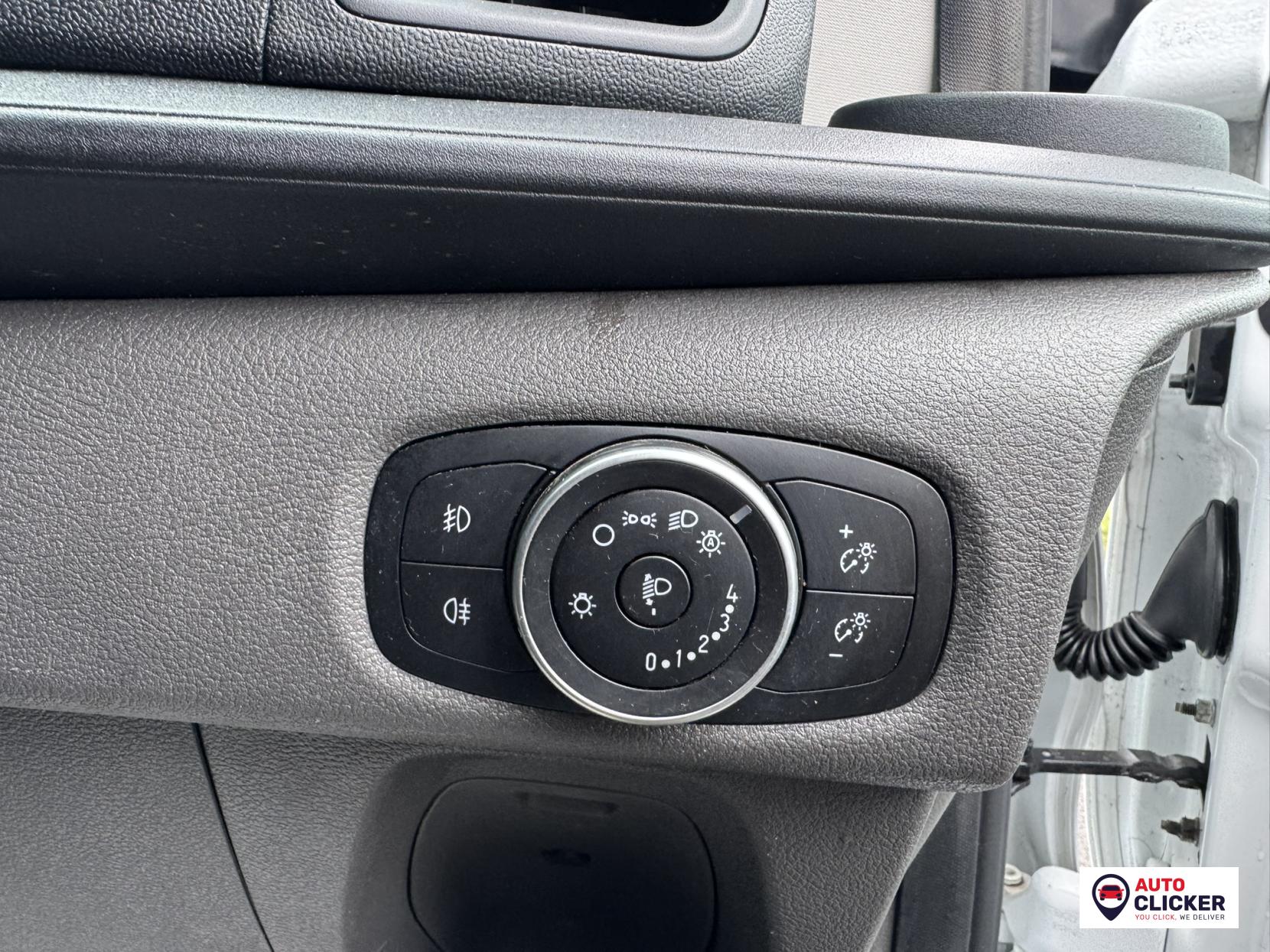 Ford Transit Custom 2.0 300 EcoBlue Trend Panel Van 5dr Diesel Auto L1 H1 Euro 6 (s/s) (130 ps)