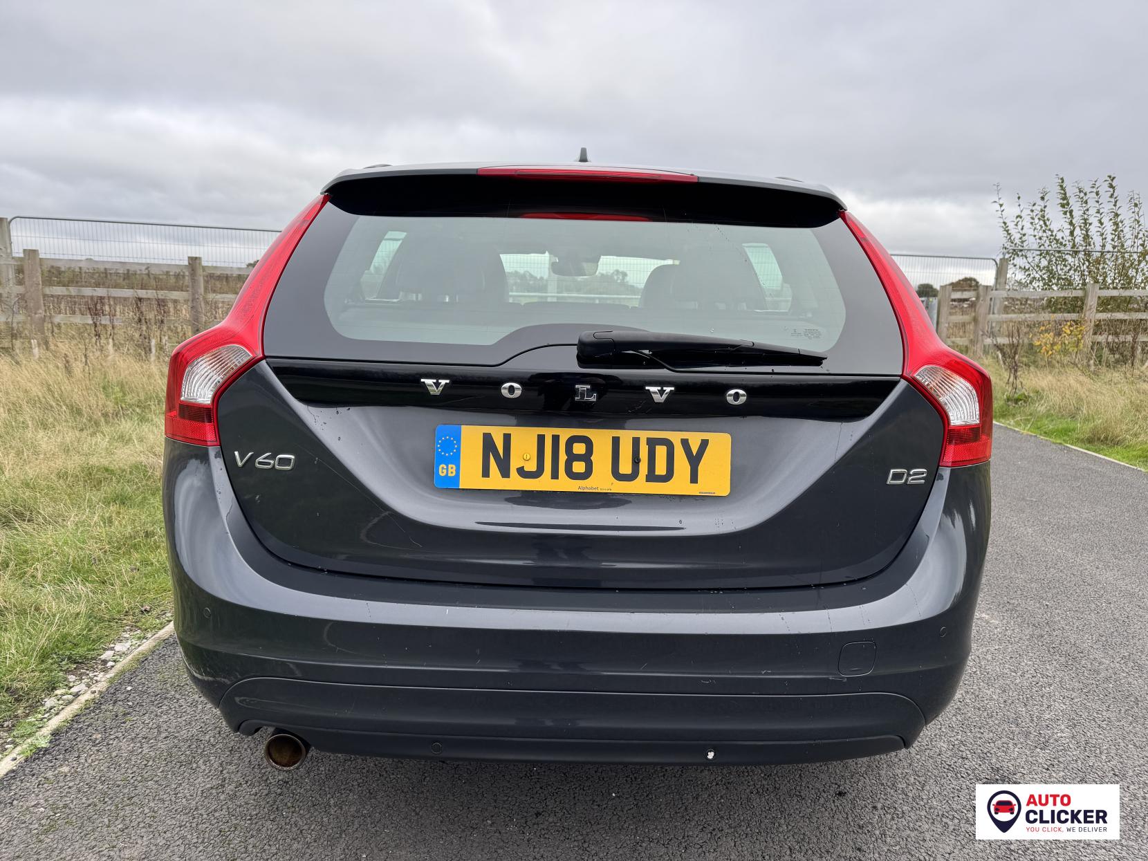 Volvo V60 2.0 D2 SE Nav Estate 5dr Diesel Manual Euro 6 (s/s) (120 ps)