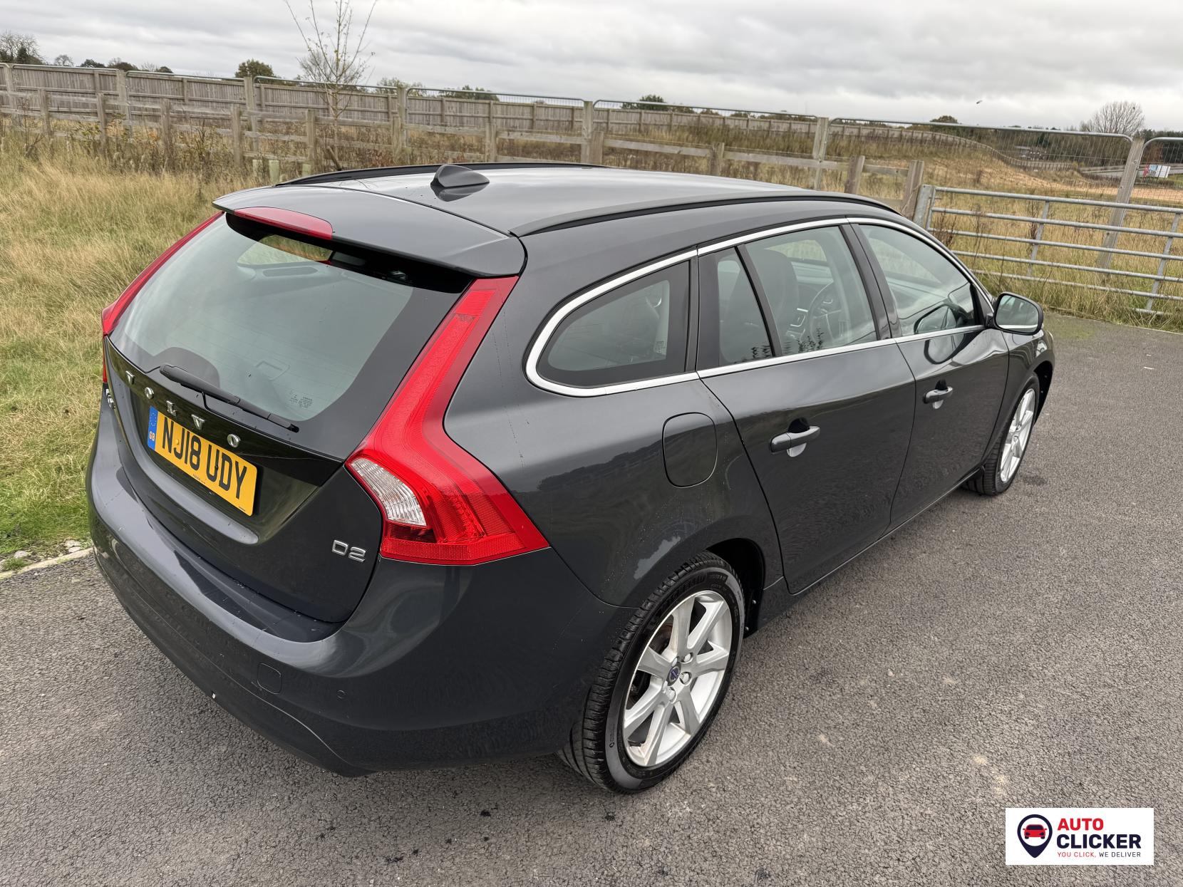 Volvo V60 2.0 D2 SE Nav Estate 5dr Diesel Manual Euro 6 (s/s) (120 ps)