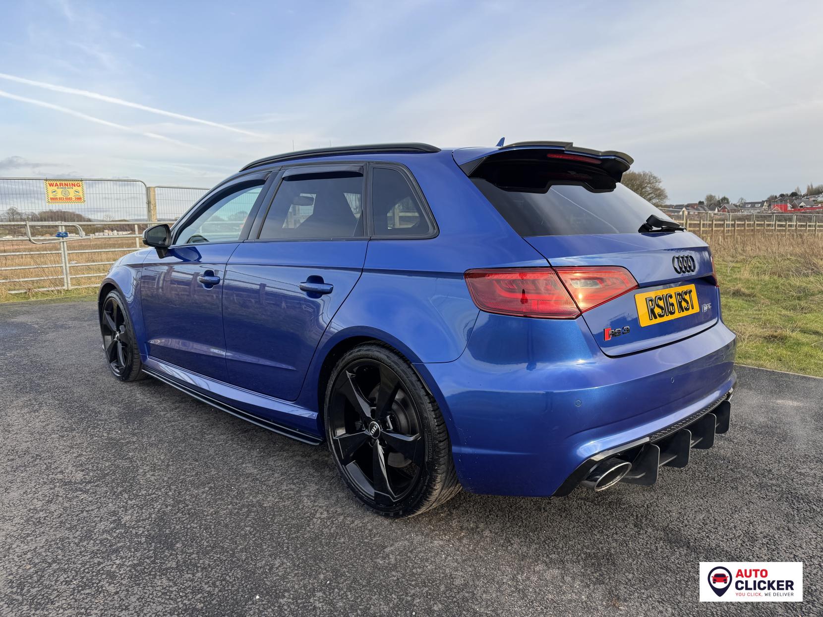 Audi RS3 2.5 TFSI Sportback 5dr Petrol S Tronic quattro Euro 6 (s/s) (Nav) (367 ps)