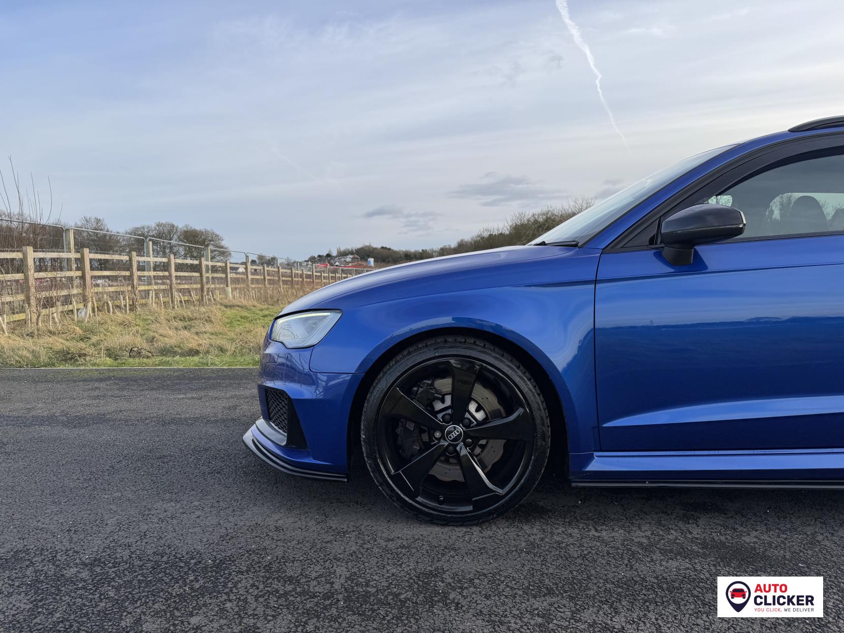 Audi RS3 2.5 TFSI Sportback 5dr Petrol S Tronic quattro Euro 6 (s/s) (Nav) (367 ps)