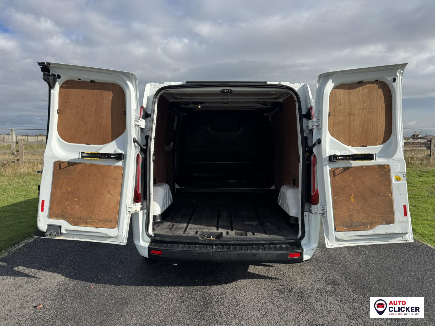 Ford Transit Custom 2.0 300 EcoBlue Trend Panel Van 5dr Diesel Manual L1 H1 Euro 6 (130 ps)