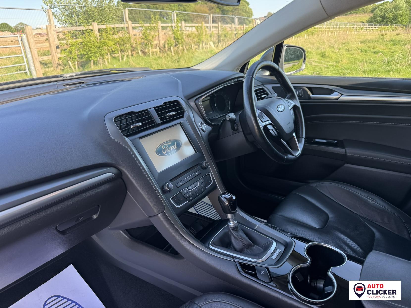 Ford Mondeo 2.0 TDCi Titanium Hatchback 5dr Diesel Manual Euro 6 (s/s) (150 ps)
