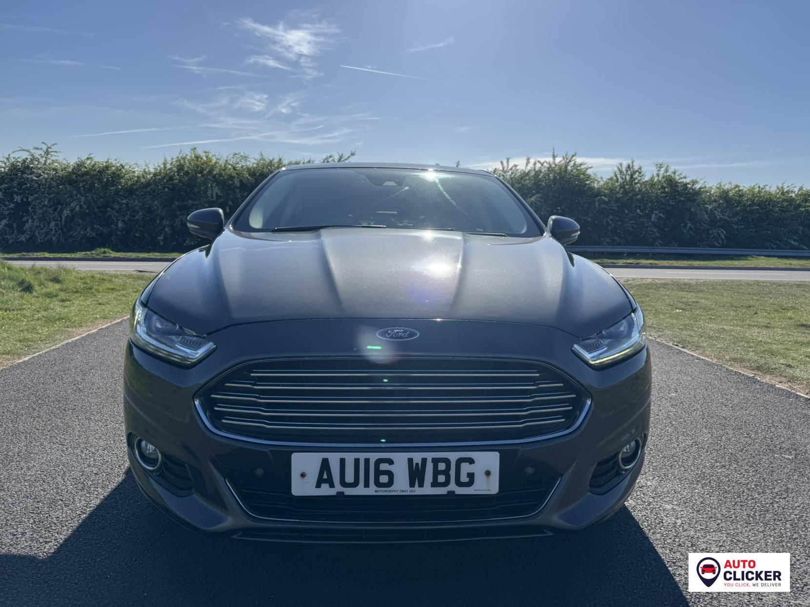 Ford Mondeo 2.0 TDCi Titanium Hatchback 5dr Diesel Manual Euro 6 (s/s) (150 ps)