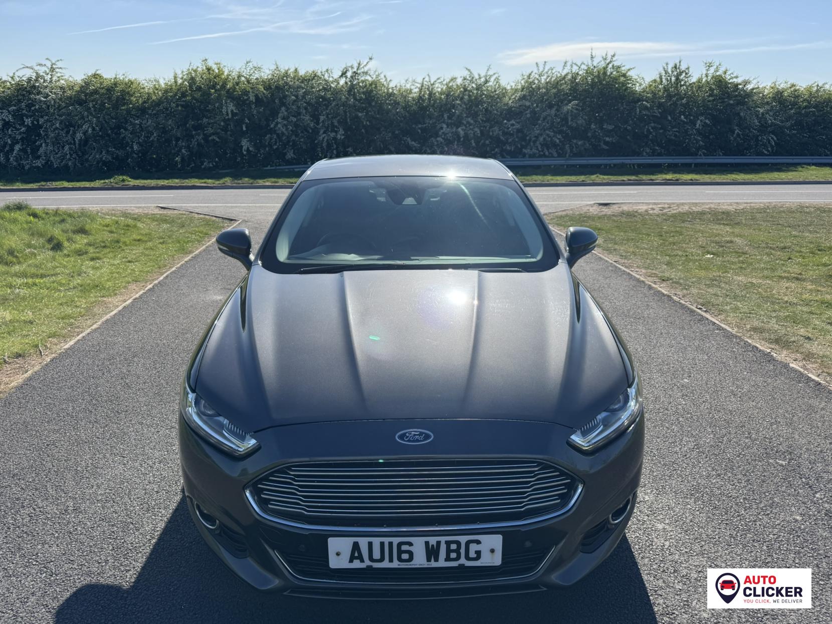 Ford Mondeo 2.0 TDCi Titanium Hatchback 5dr Diesel Manual Euro 6 (s/s) (150 ps)