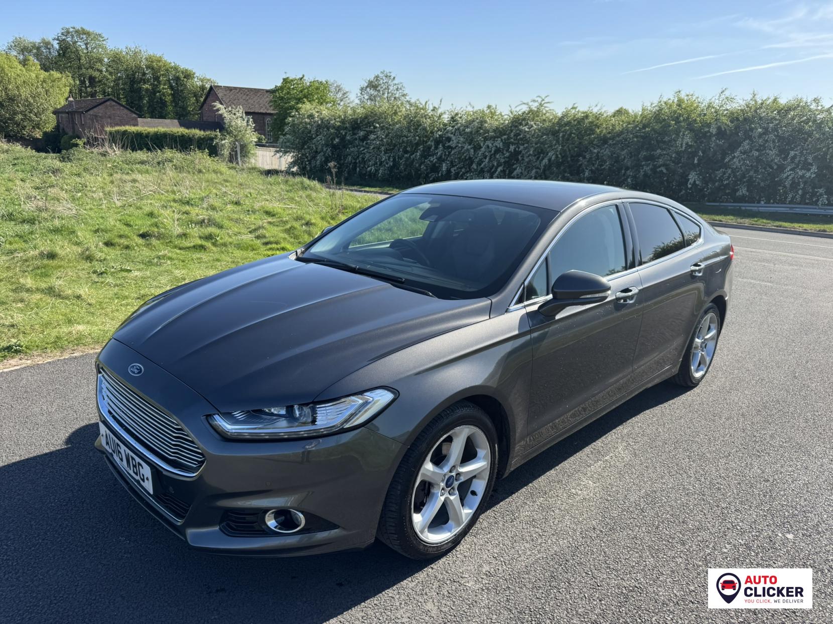 Ford Mondeo 2.0 TDCi Titanium Hatchback 5dr Diesel Manual Euro 6 (s/s) (150 ps)