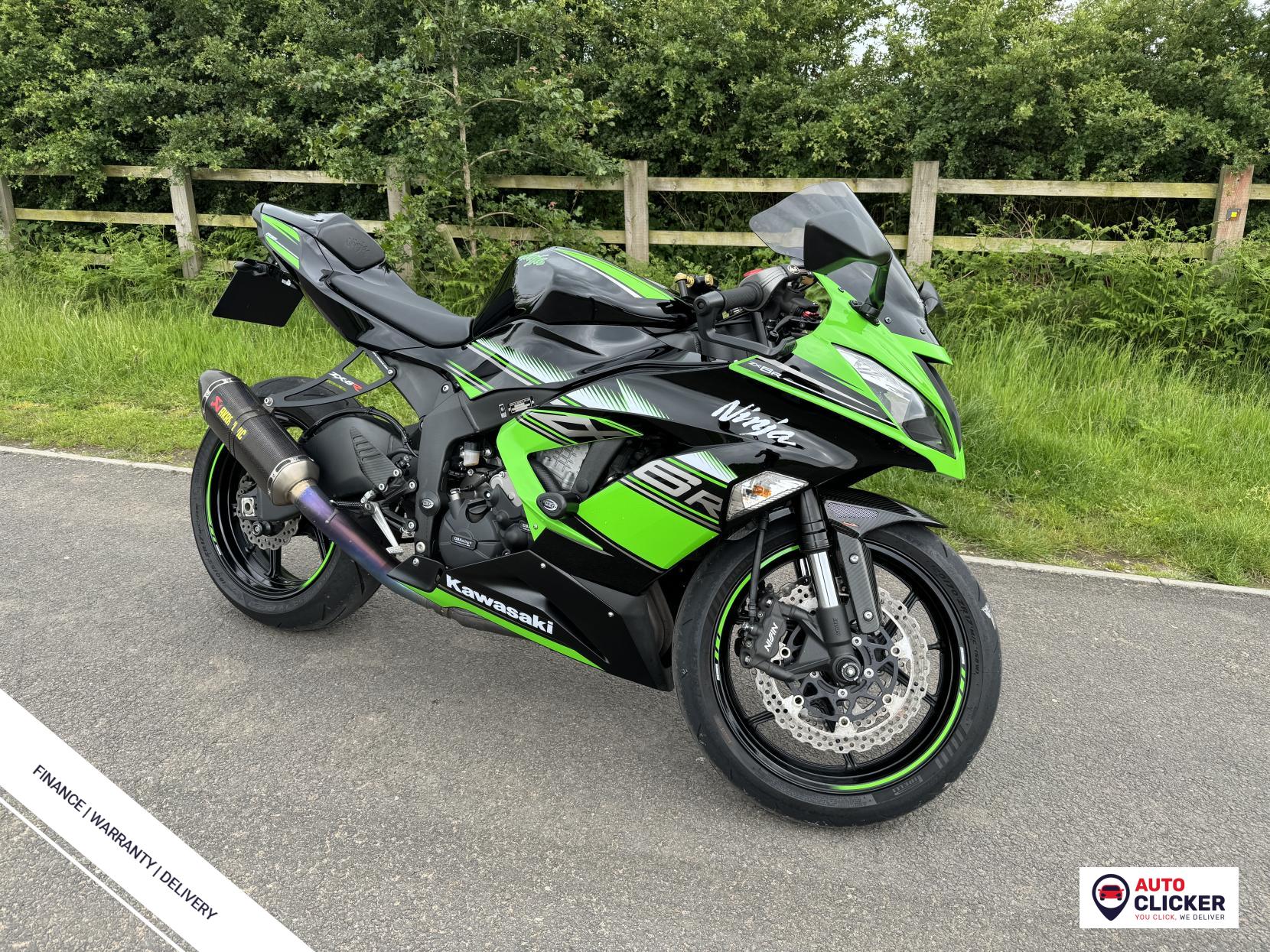 Kawasaki ZX-6R 636 Ninja (KRT Ed) Super Sports Petrol Manual (129 bhp)