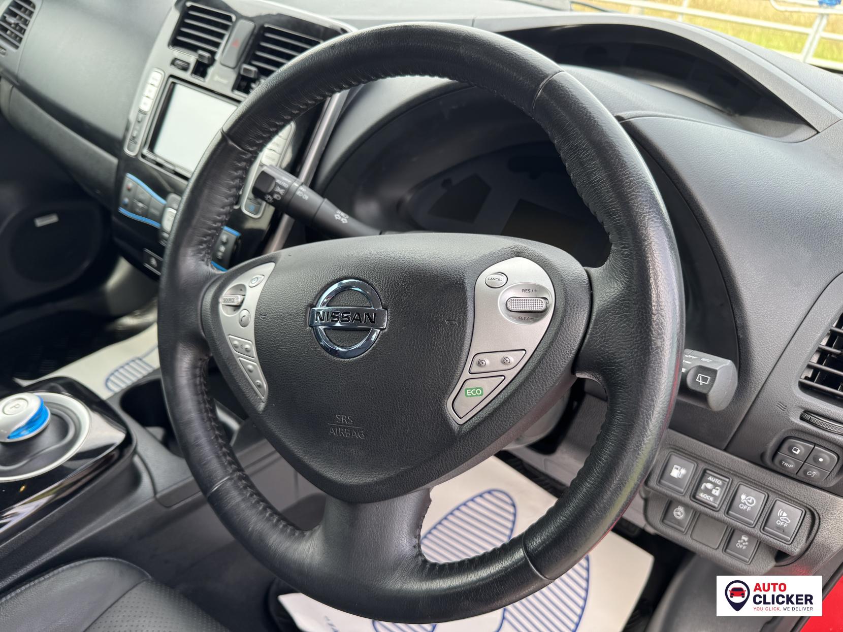 Nissan Leaf 24kWh Tekna Hatchback 5dr Electric Auto (107 bhp)
