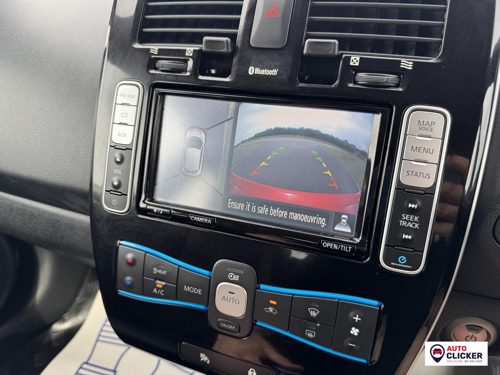 Nissan Leaf 24kWh Tekna Hatchback 5dr Electric Auto (107 bhp)