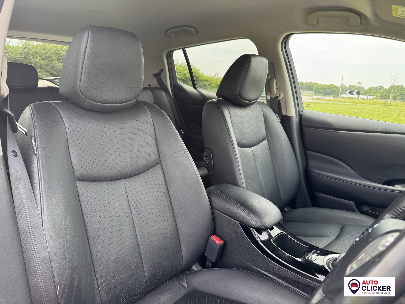 Nissan Leaf 24kWh Tekna Hatchback 5dr Electric Auto (107 bhp)