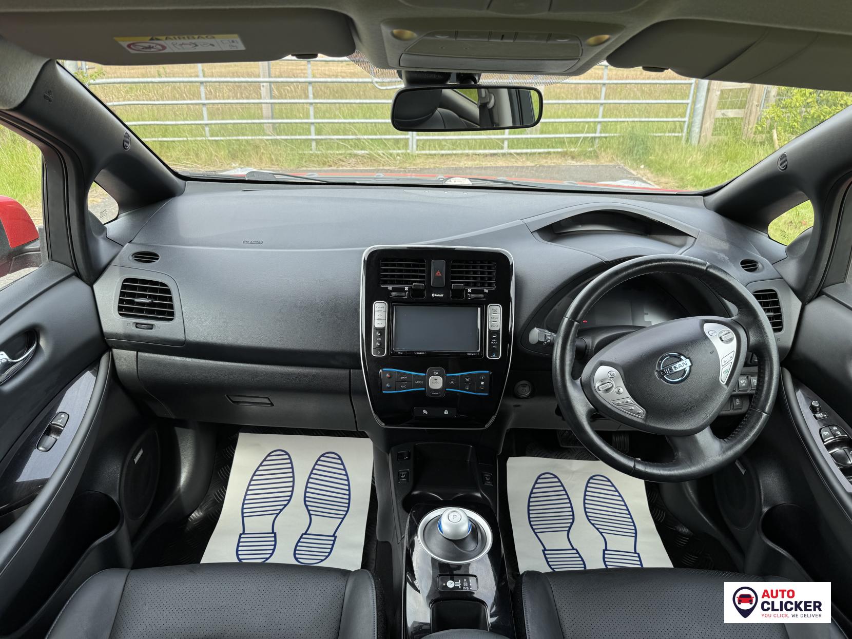 Nissan Leaf 24kWh Tekna Hatchback 5dr Electric Auto (107 bhp)