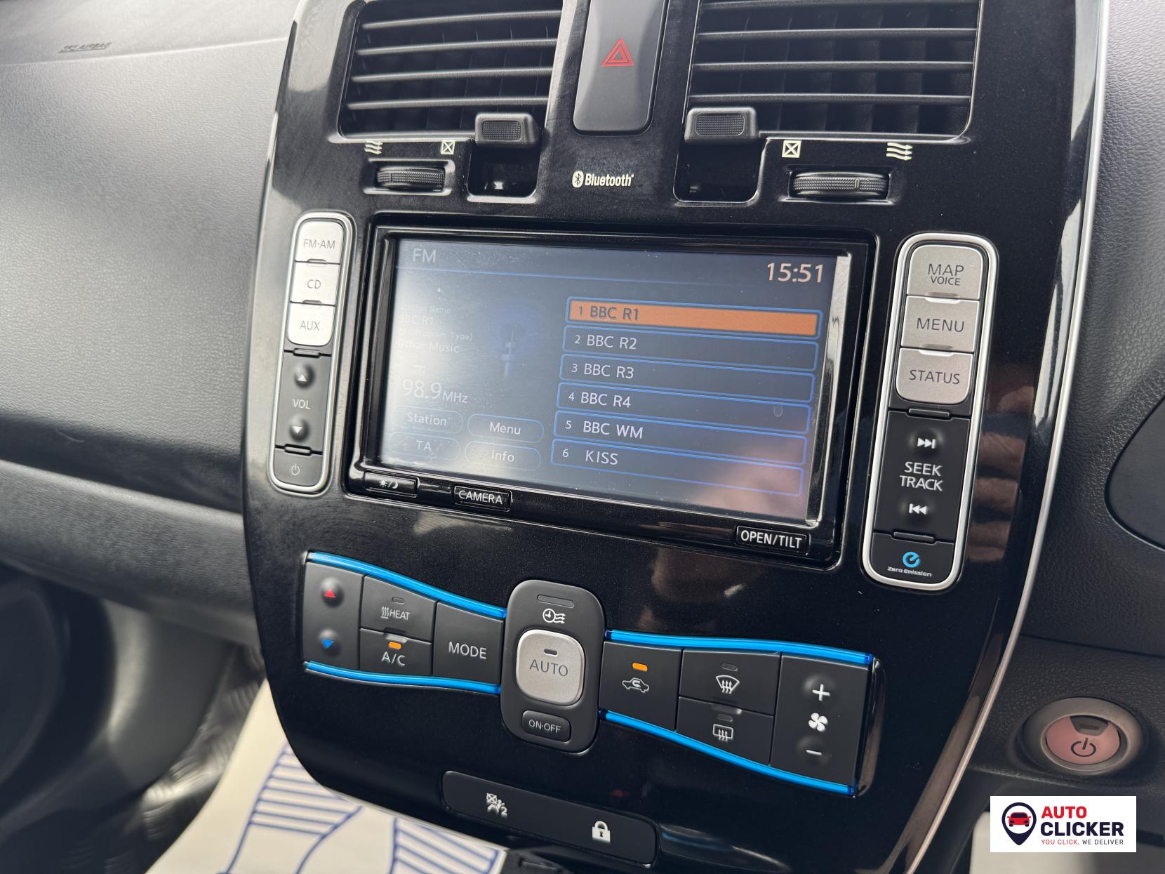 Nissan Leaf 24kWh Tekna Hatchback 5dr Electric Auto (107 bhp)