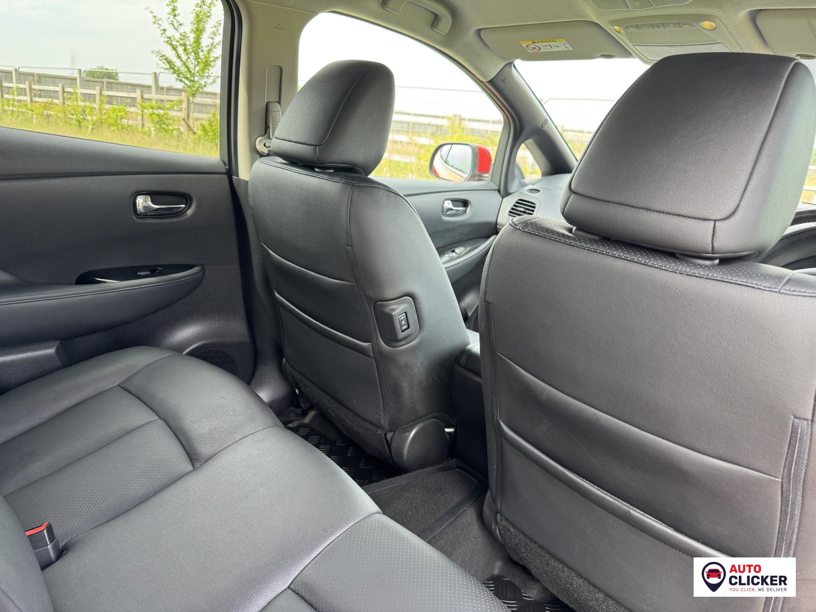 Nissan Leaf 24kWh Tekna Hatchback 5dr Electric Auto (107 bhp)