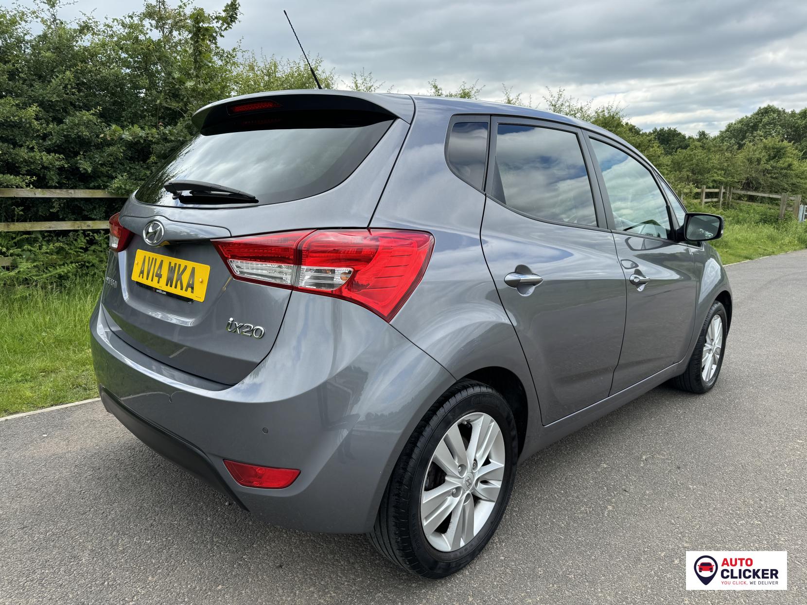 Hyundai ix20 1.4 Style Hatchback 5dr Petrol Manual Euro 5 (90 bhp)