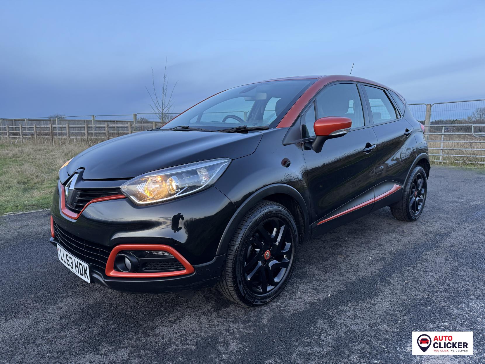 Renault Captur 1.2 TCe Dynamique MediaNav SUV 5dr Petrol EDC Euro 5 (120 ps)