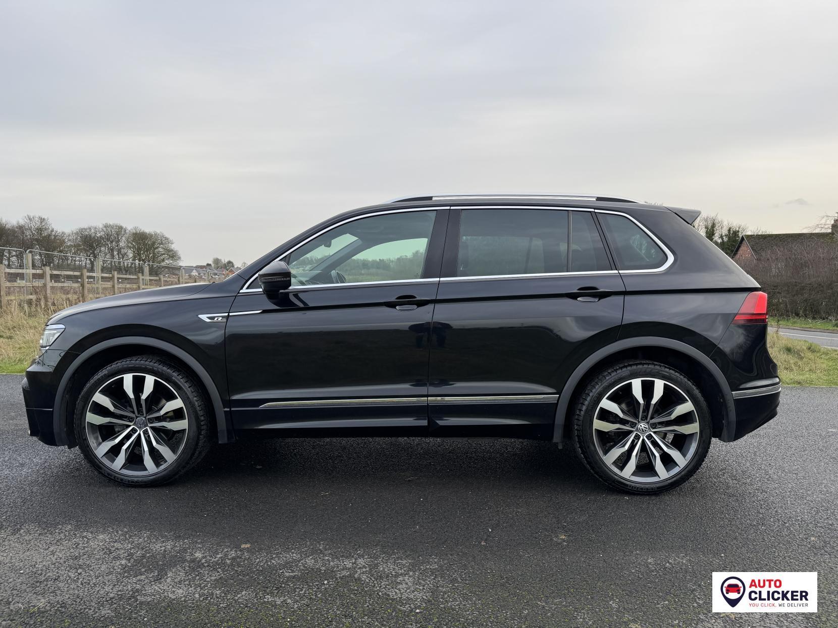 Volkswagen Tiguan 2.0 TDI R-Line SUV 5dr Diesel DSG Euro 6 (s/s) (150 ps)