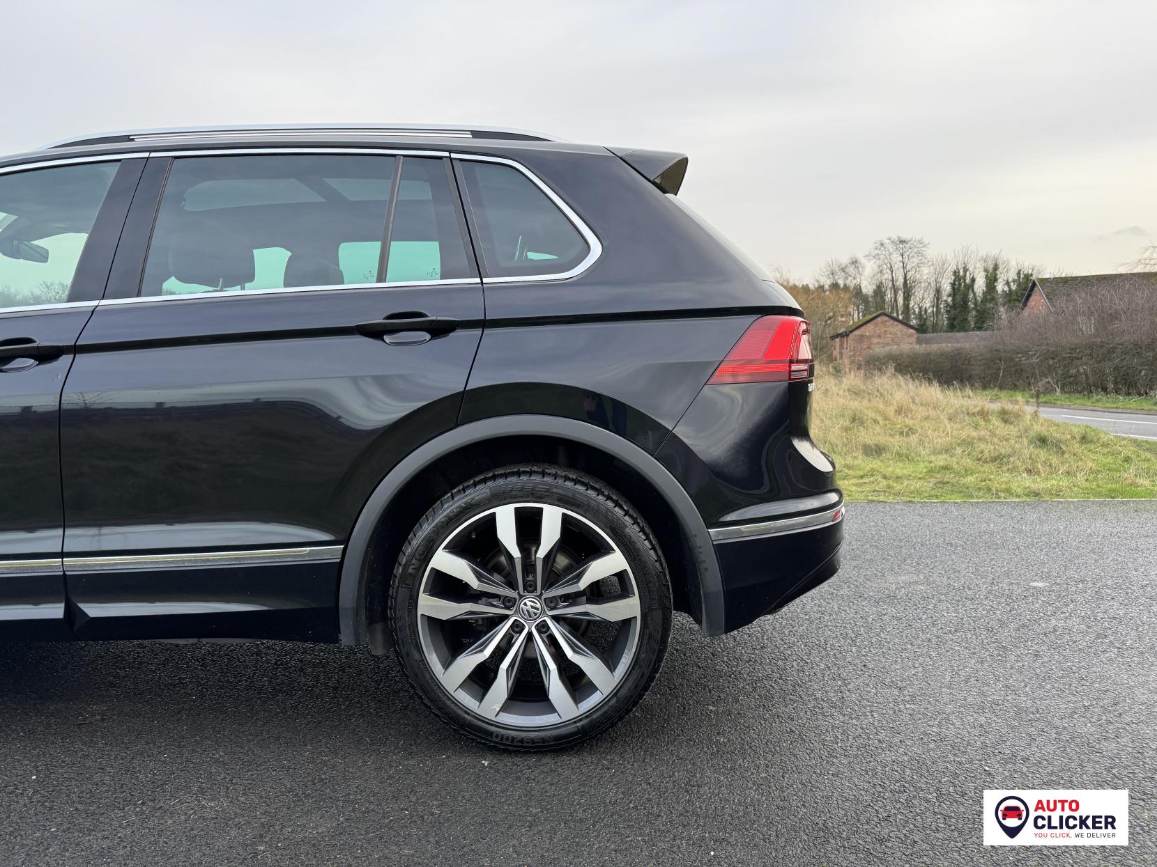 Volkswagen Tiguan 2.0 TDI R-Line SUV 5dr Diesel DSG Euro 6 (s/s) (150 ps)