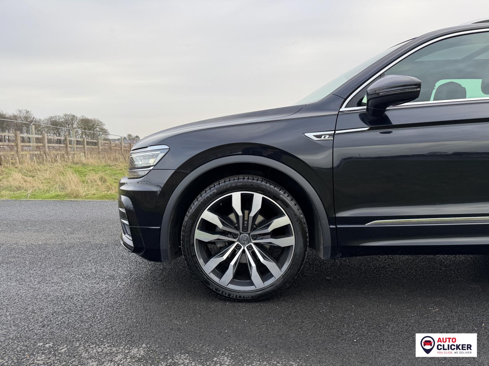 Volkswagen Tiguan 2.0 TDI R-Line SUV 5dr Diesel DSG Euro 6 (s/s) (150 ps)