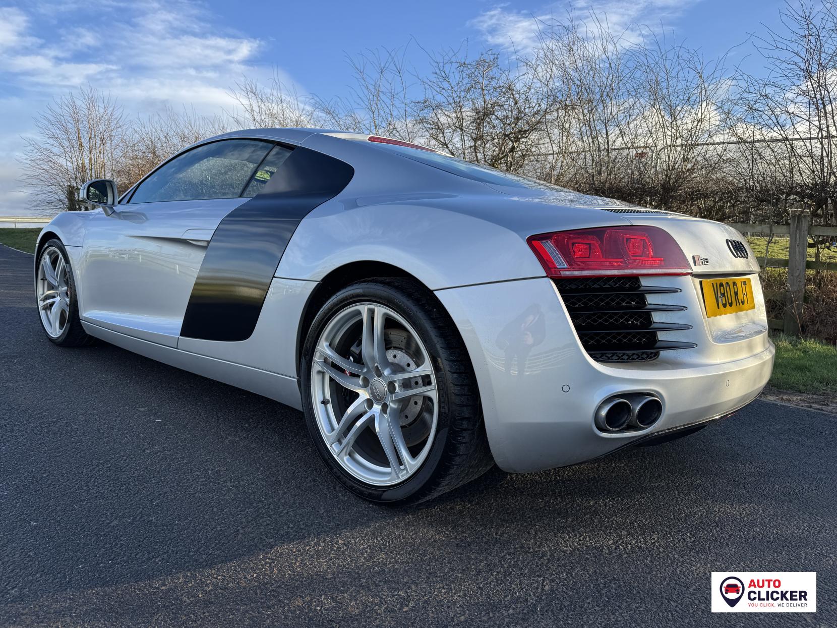 Audi R8 4.2 FSI V8 Coupe 2dr Petrol Manual quattro Euro 4 (420 ps)