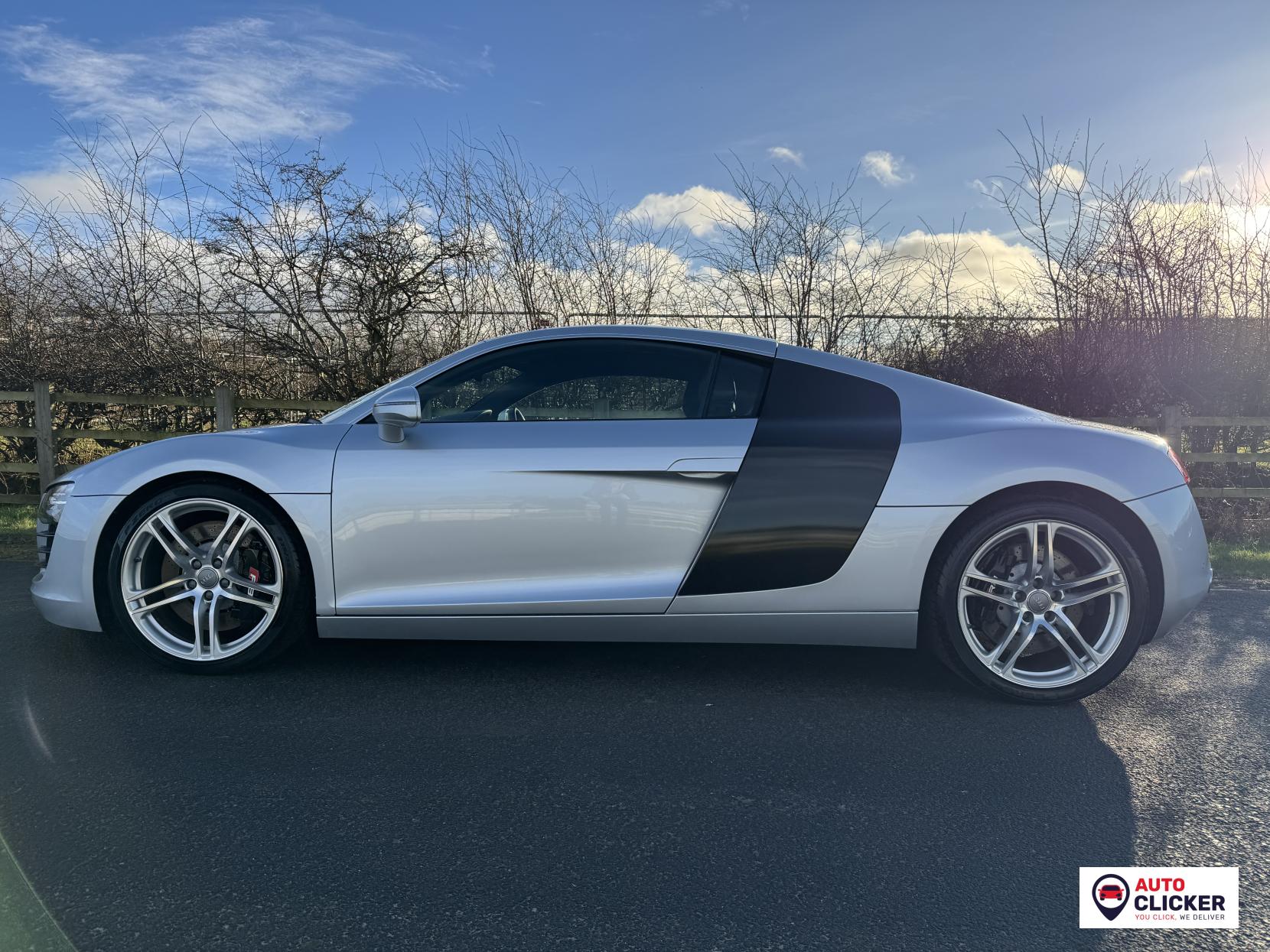 Audi R8 4.2 FSI V8 Coupe 2dr Petrol Manual quattro Euro 4 (420 ps)