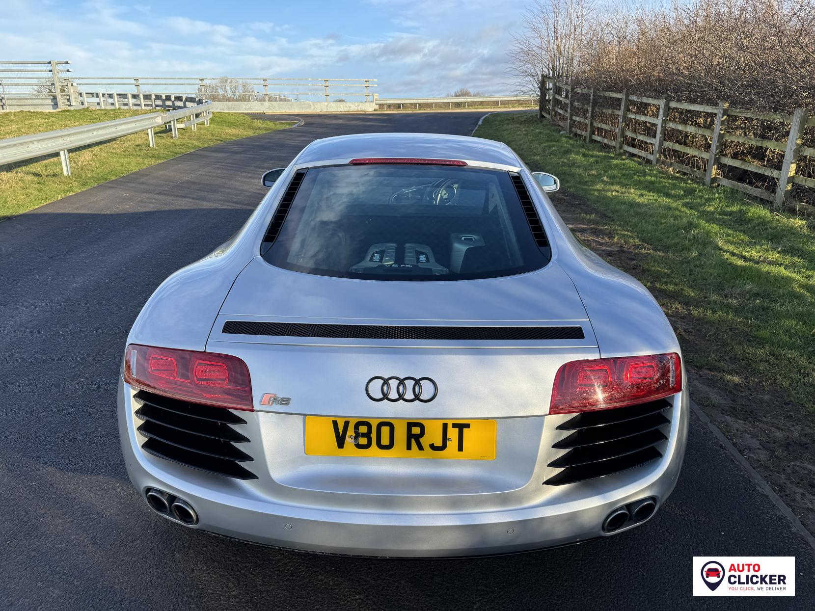 Audi R8 4.2 FSI V8 Coupe 2dr Petrol Manual quattro Euro 4 (420 ps)