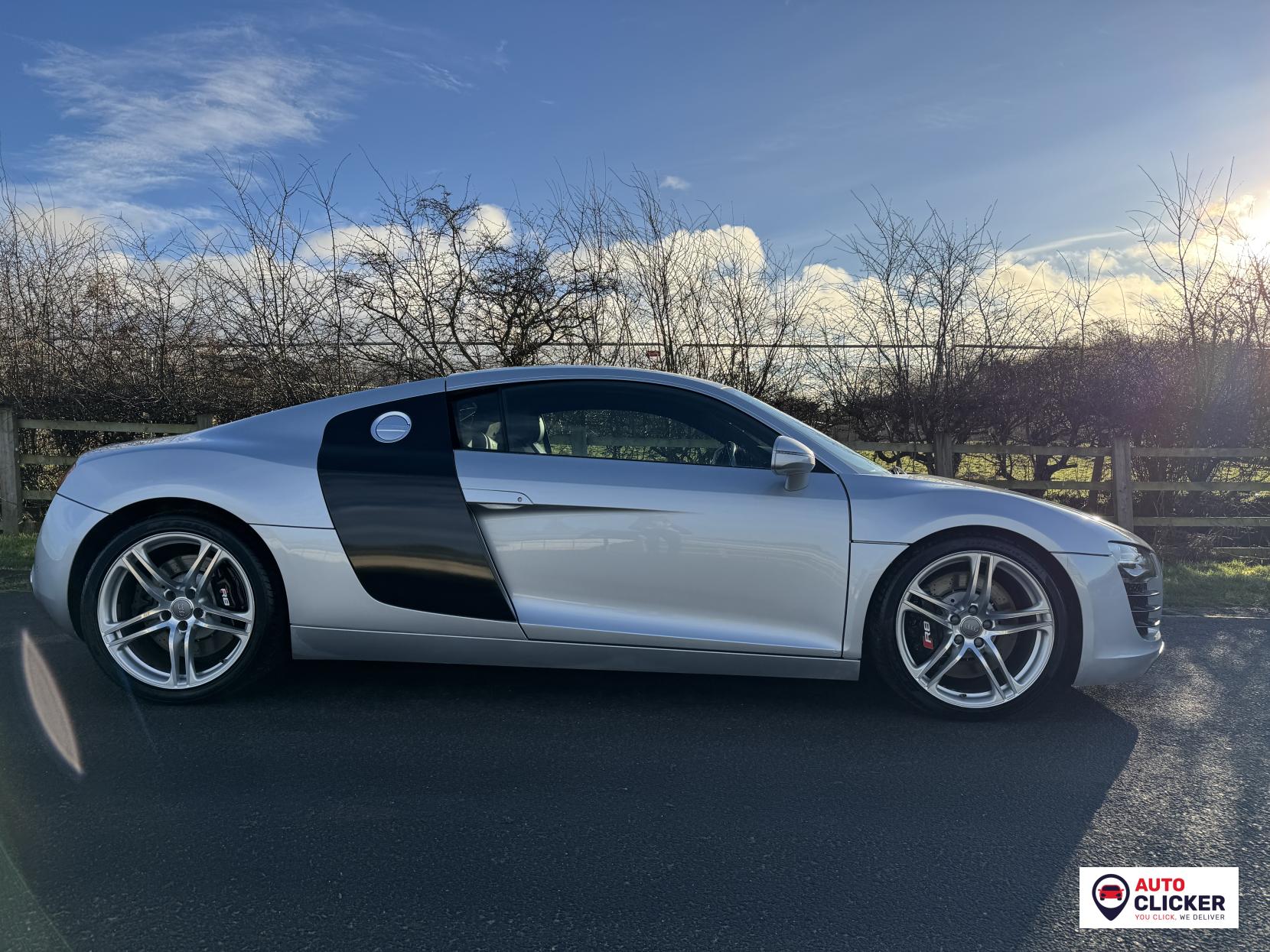 Audi R8 4.2 FSI V8 Coupe 2dr Petrol Manual quattro Euro 4 (420 ps)