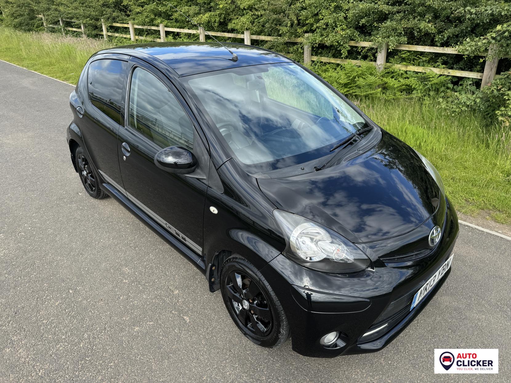 Toyota AYGO 1.0 VVT-i Fire Hatchback 5dr Petrol Manual Euro 5 (67 ps)