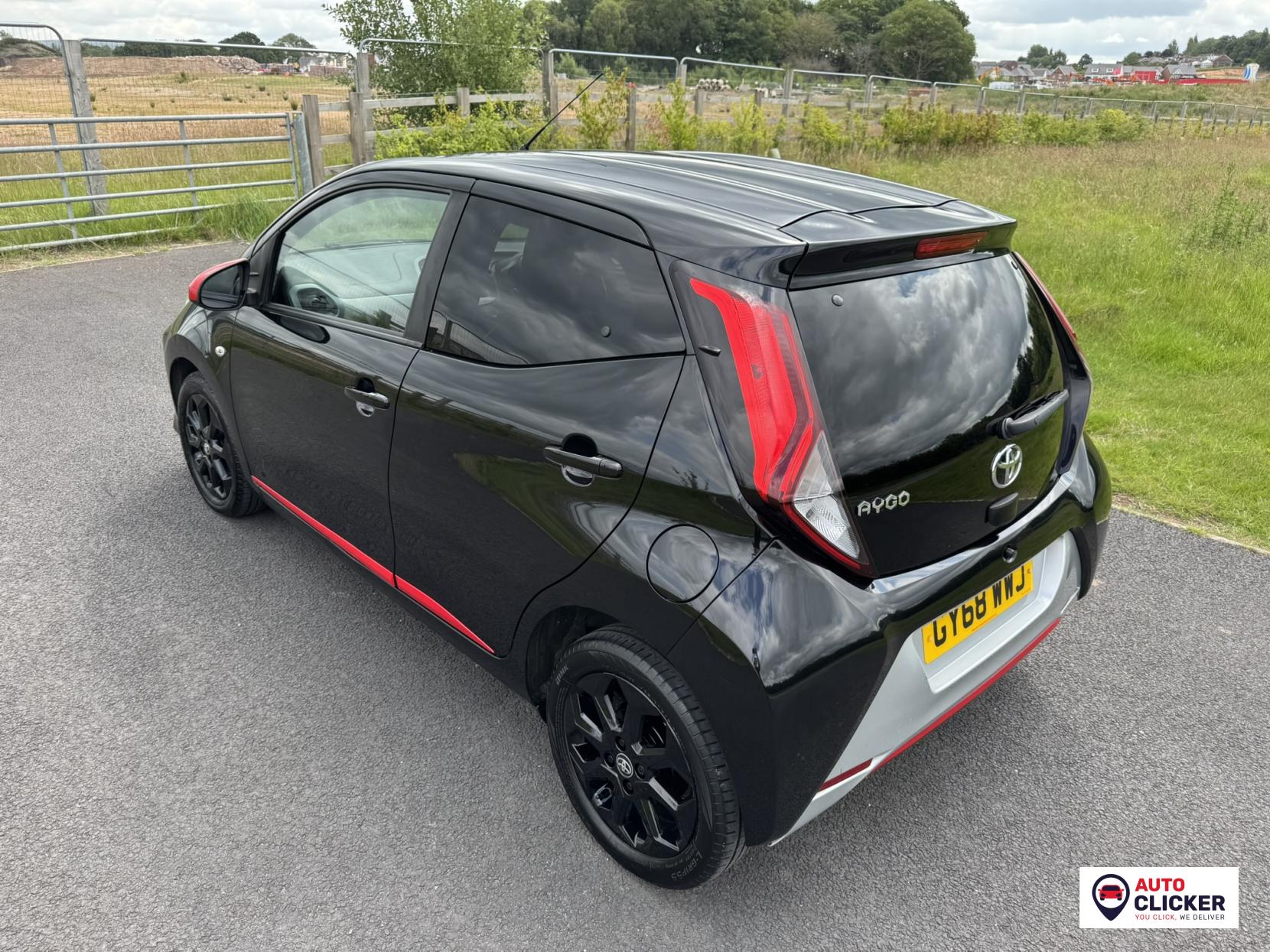 Toyota AYGO 1.0 VVT-i x-trend Funroof 5dr Petrol x-shift Euro 6 (71 ps)