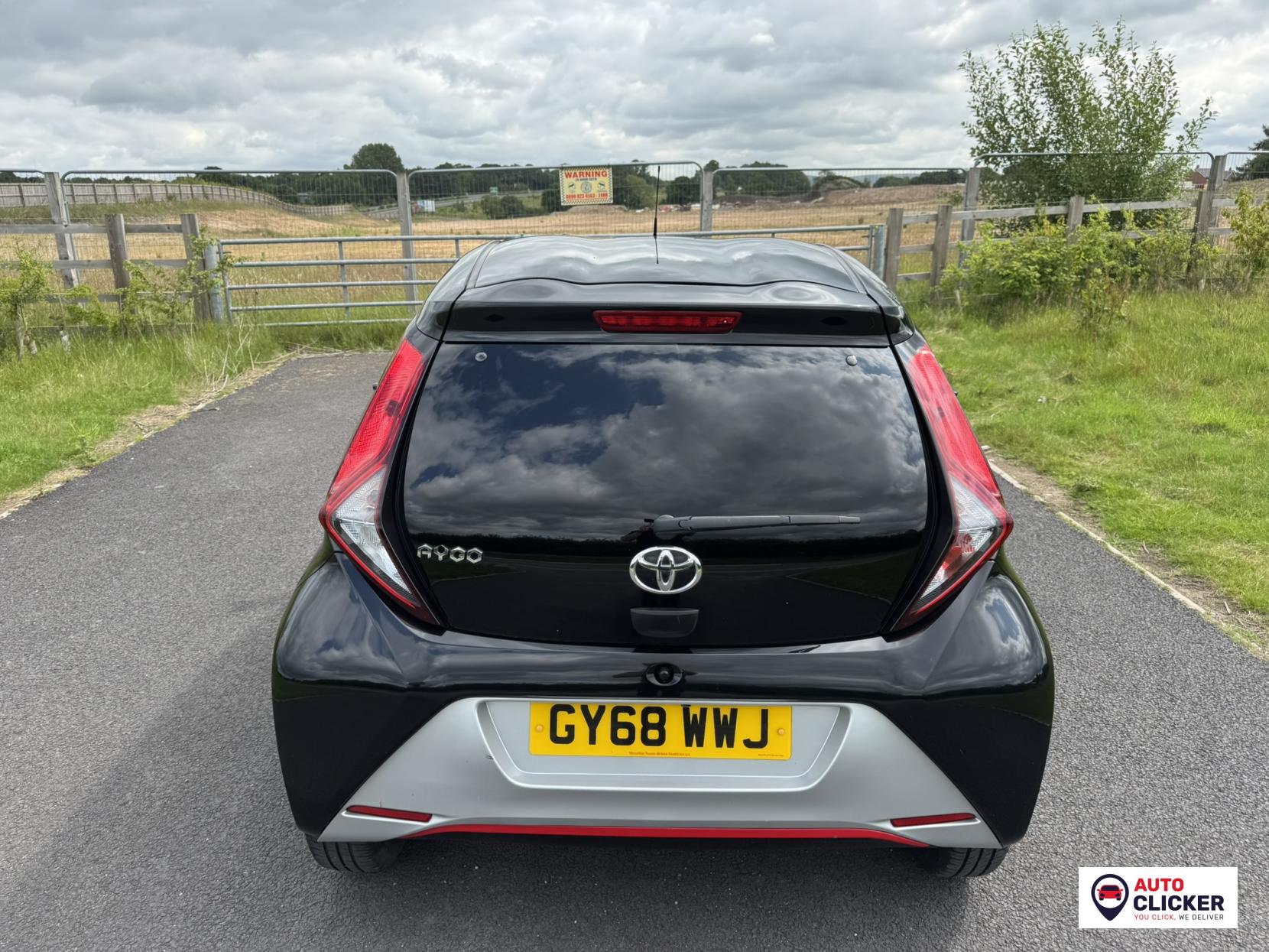 Toyota AYGO 1.0 VVT-i x-trend Funroof 5dr Petrol x-shift Euro 6 (71 ps)