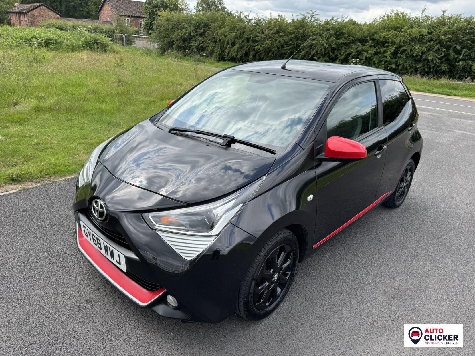 Toyota AYGO 1.0 VVT-i x-trend Funroof 5dr Petrol x-shift Euro 6 (71 ps)