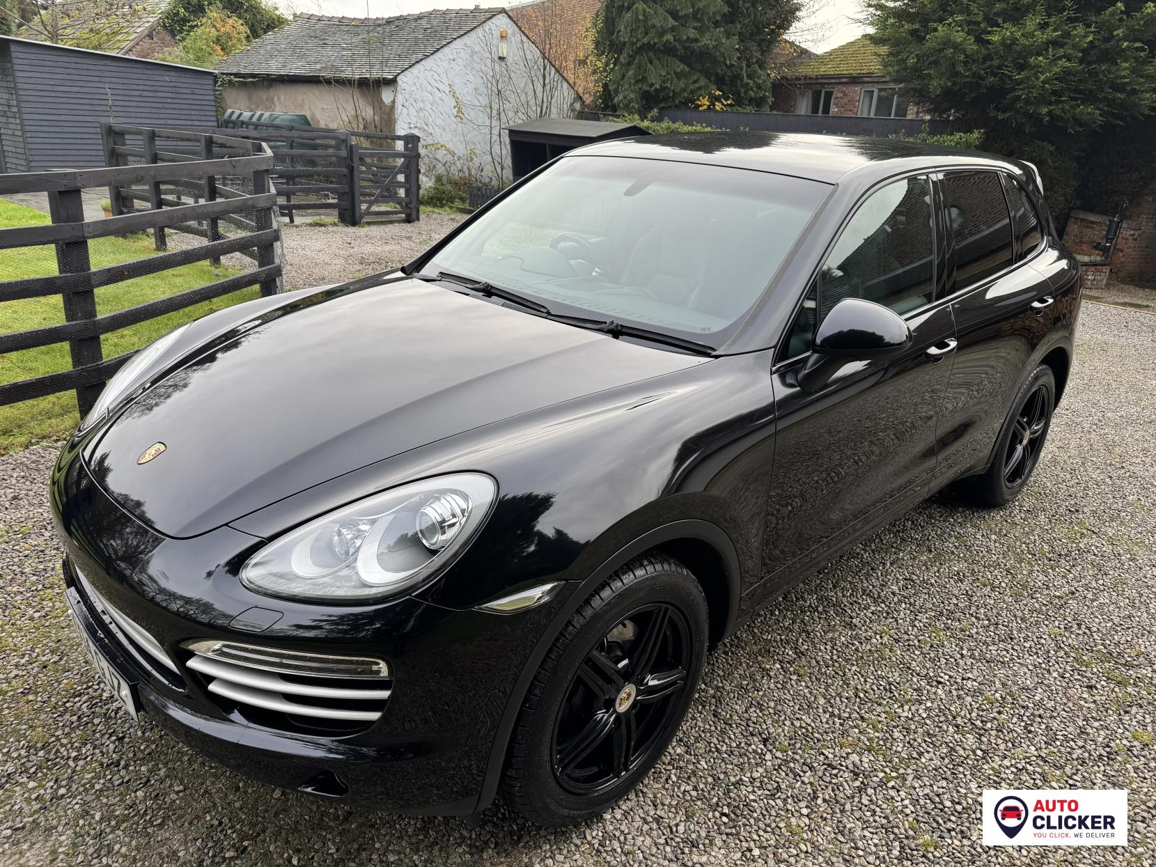 Porsche Cayenne 3.0 TD V6 Platinum Edition SUV 5dr Diesel TiptronicS 4WD Euro 5 (s/s) (245 ps)