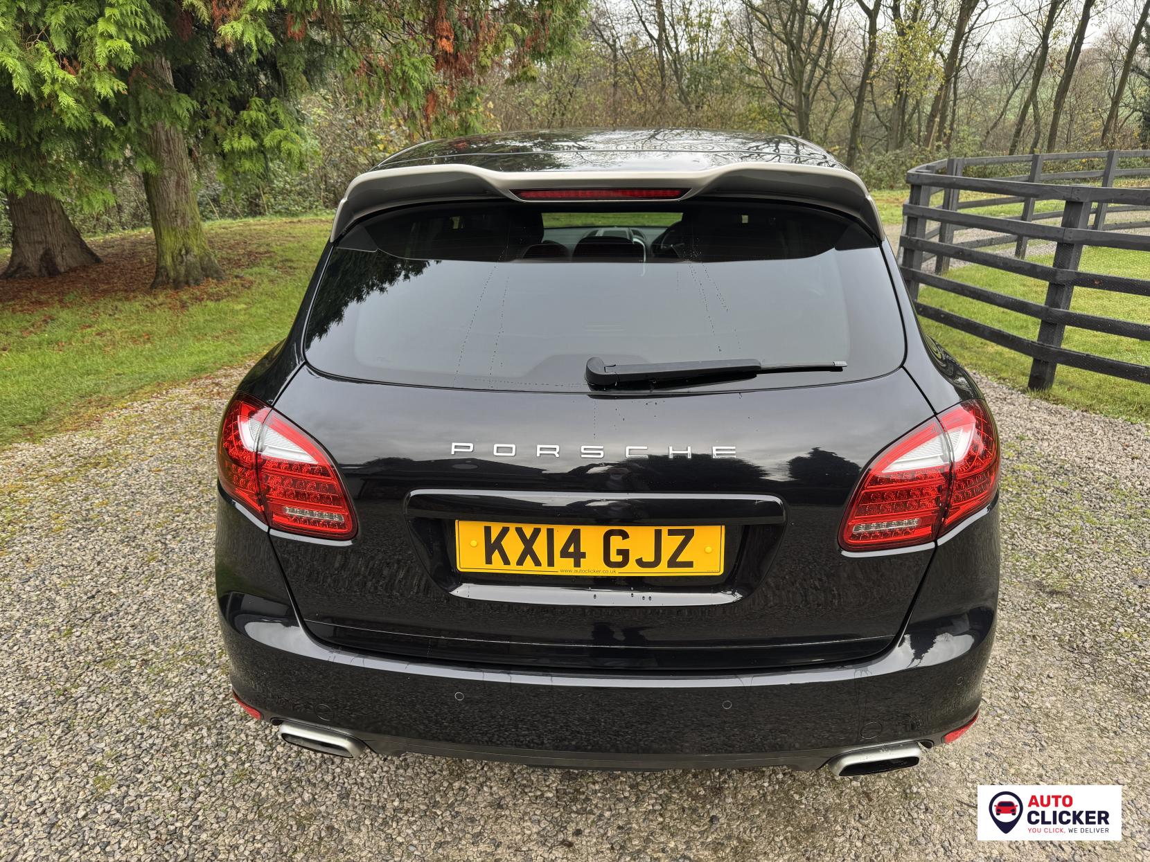 Porsche Cayenne 3.0 TD V6 Platinum Edition SUV 5dr Diesel TiptronicS 4WD Euro 5 (s/s) (245 ps)