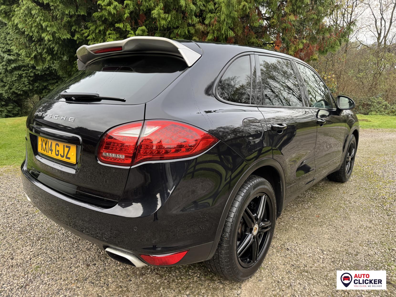 Porsche Cayenne 3.0 TD V6 Platinum Edition SUV 5dr Diesel TiptronicS 4WD Euro 5 (s/s) (245 ps)