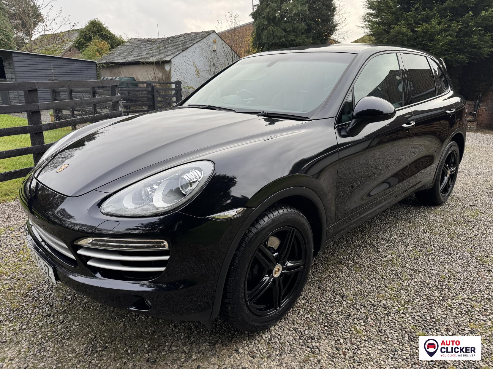 Porsche Cayenne 3.0 TD V6 Platinum Edition SUV 5dr Diesel TiptronicS 4WD Euro 5 (s/s) (245 ps)