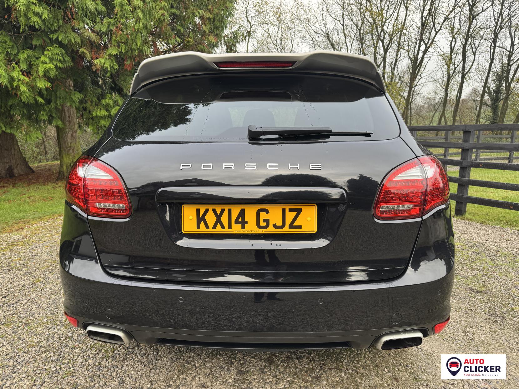 Porsche Cayenne 3.0 TD V6 Platinum Edition SUV 5dr Diesel TiptronicS 4WD Euro 5 (s/s) (245 ps)