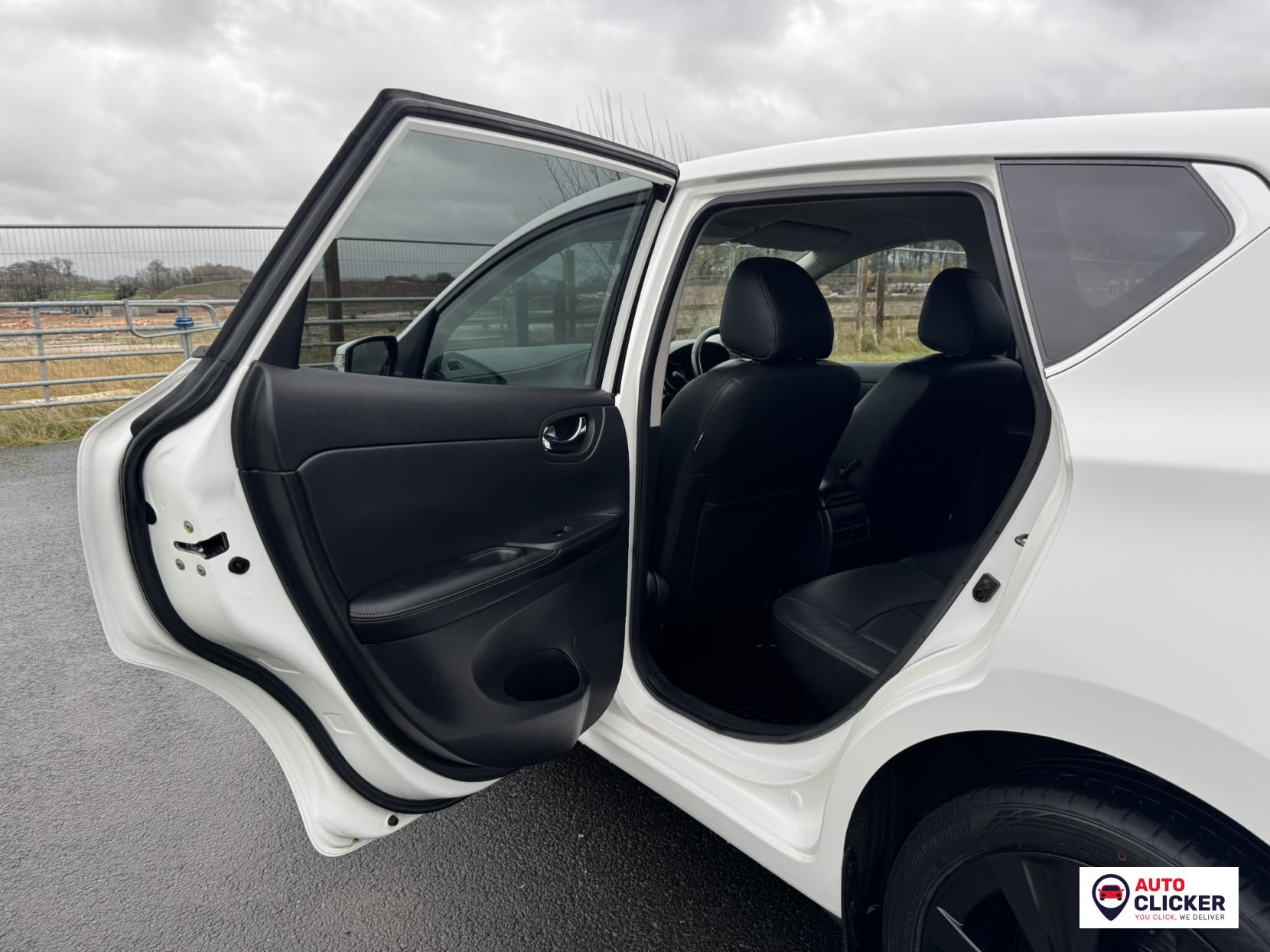 Nissan Pulsar 1.2 DIG-T Tekna Hatchback 5dr Petrol XTRON Euro 6 (s/s) (115 ps)