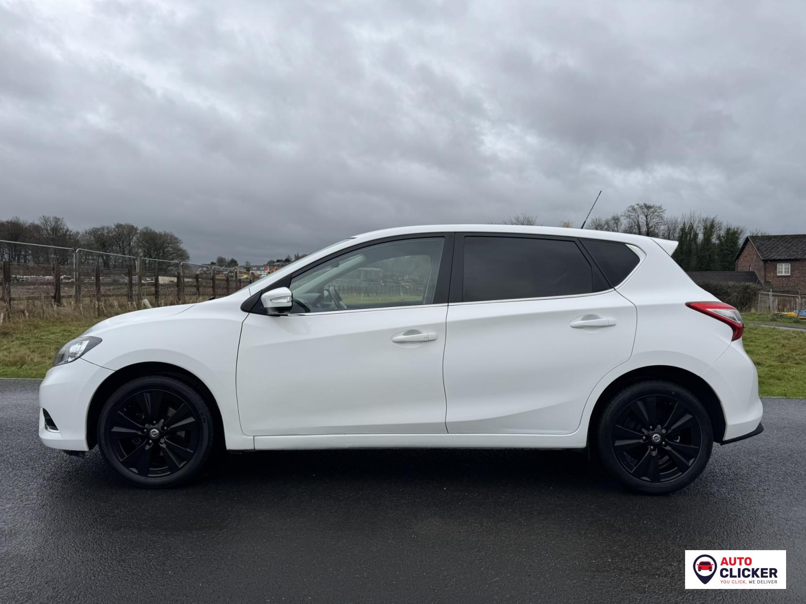 Nissan Pulsar 1.2 DIG-T Tekna Hatchback 5dr Petrol XTRON Euro 6 (s/s) (115 ps)