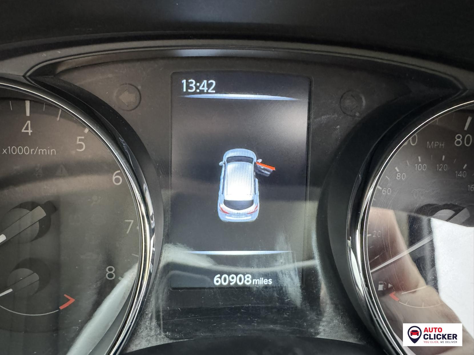 Nissan Pulsar 1.2 DIG-T Tekna Hatchback 5dr Petrol XTRON Euro 6 (s/s) (115 ps)