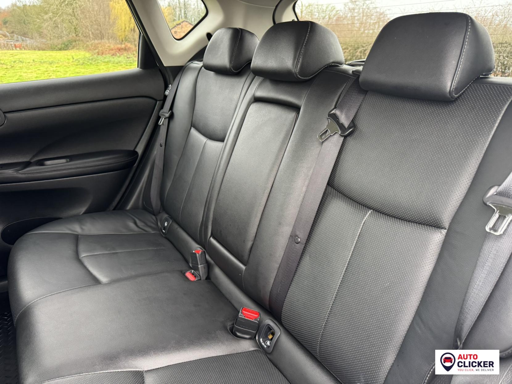 Nissan Pulsar 1.2 DIG-T Tekna Hatchback 5dr Petrol XTRON Euro 6 (s/s) (115 ps)